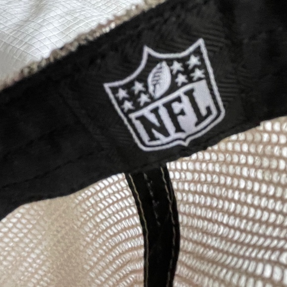 KC Chiefs 47 NFL Trucker Hat - Picture 4 of 5